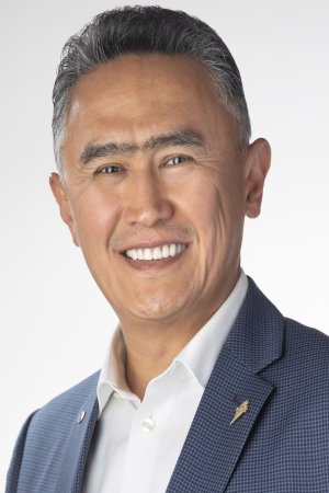 Mukhtar Kuat headshot