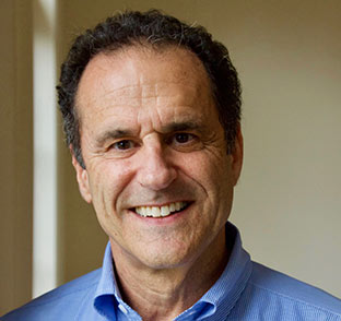 Stephen Apple headshot